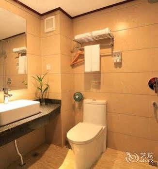 Yangshuo Hua Xiang Man Ting West Street Hotel Exterior foto